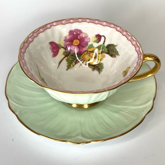 Shelley Kitchen Shelley Oleander Begonia Rare 94s Vintage Teacup